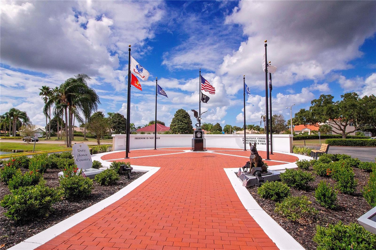 SUN CITY CENTER UNIT 274 & 2 - Residential