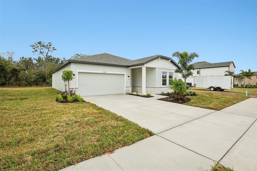 Photo of 4940 Eagle Rock Dr, Wimauma, FL 33598 (MLS # TB8455829)