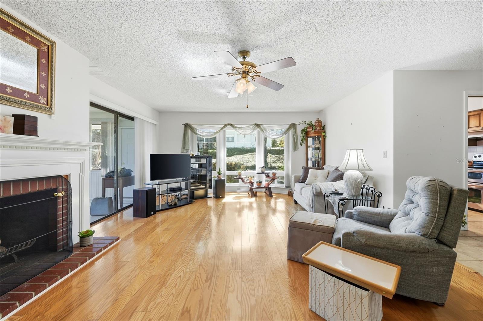 EUSTIS TOWNHILL SUB - Residential