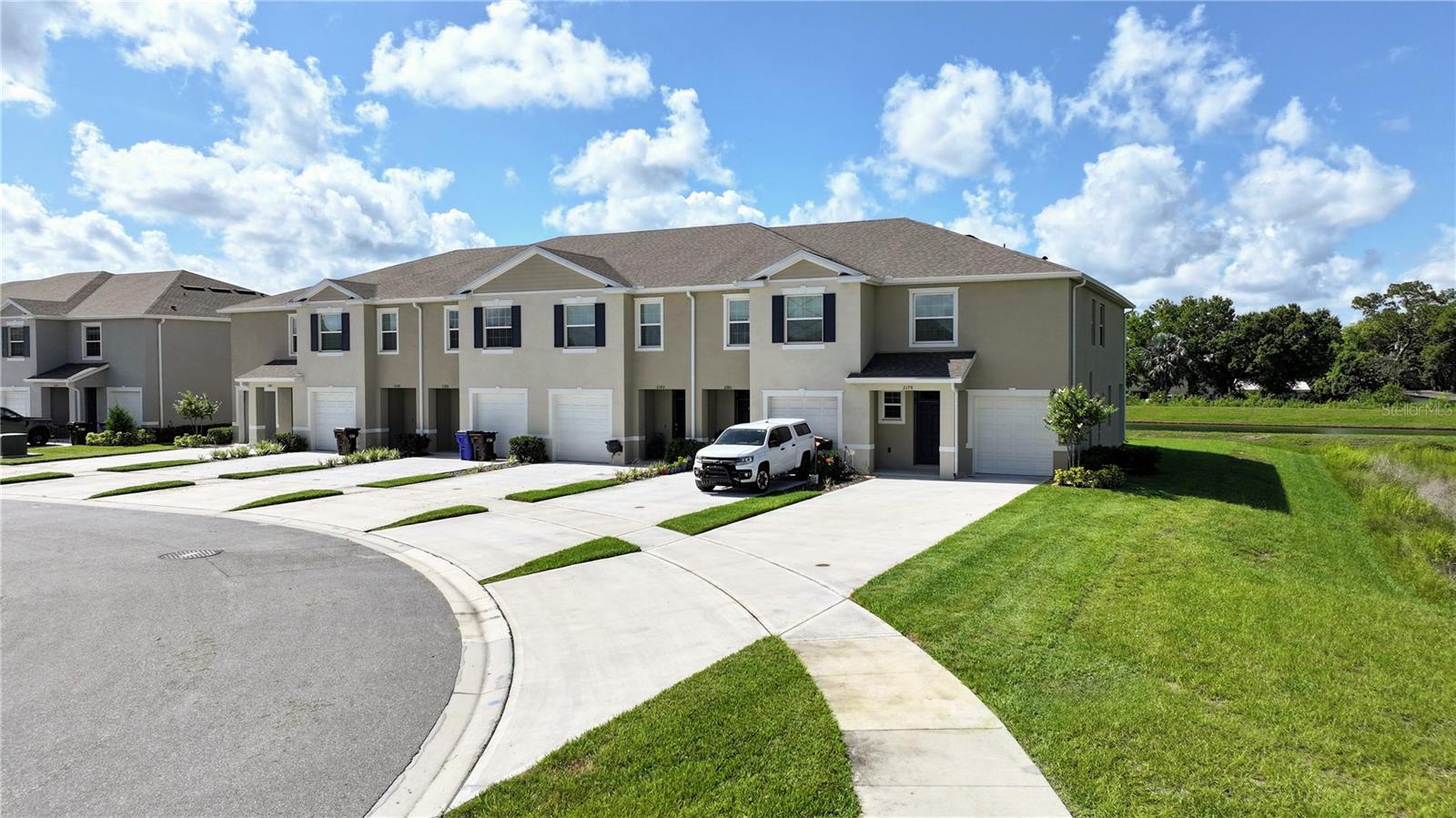 This is a must see townhome in the desirable Thomson Grove community of St. Cloud. This home has never been lived in. This 1740 sq ft 3 bedroom 2.5 bath townhome has a beautiful and spacious open floorpan.