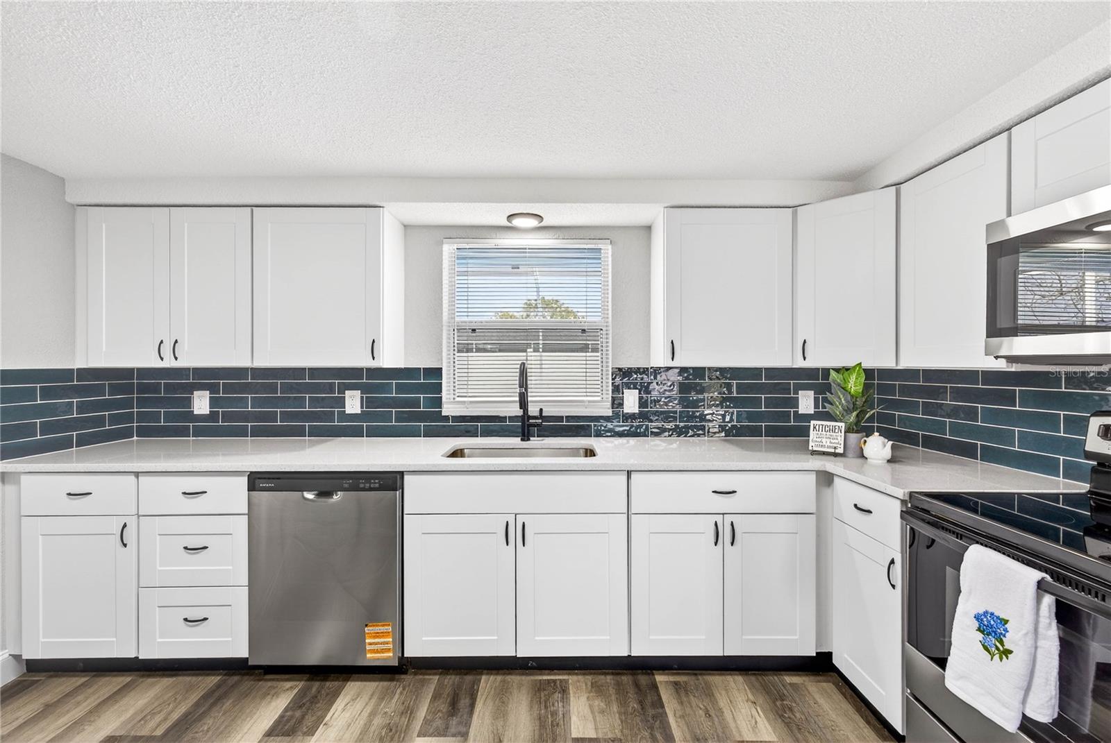 PALM TERRACE GARDENS - Residential