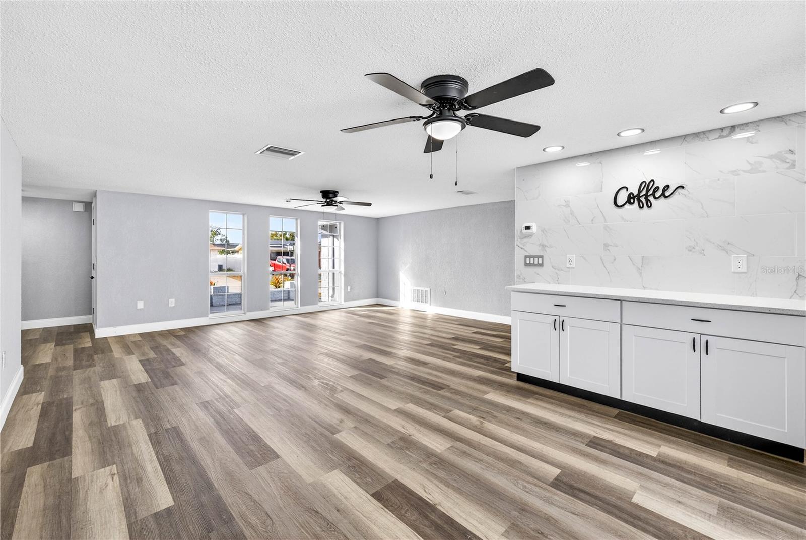 PALM TERRACE GARDENS - Residential