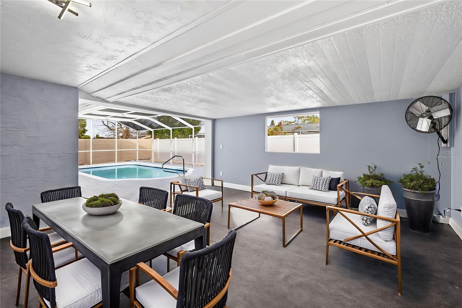 PALM TERRACE GARDENS - Residential