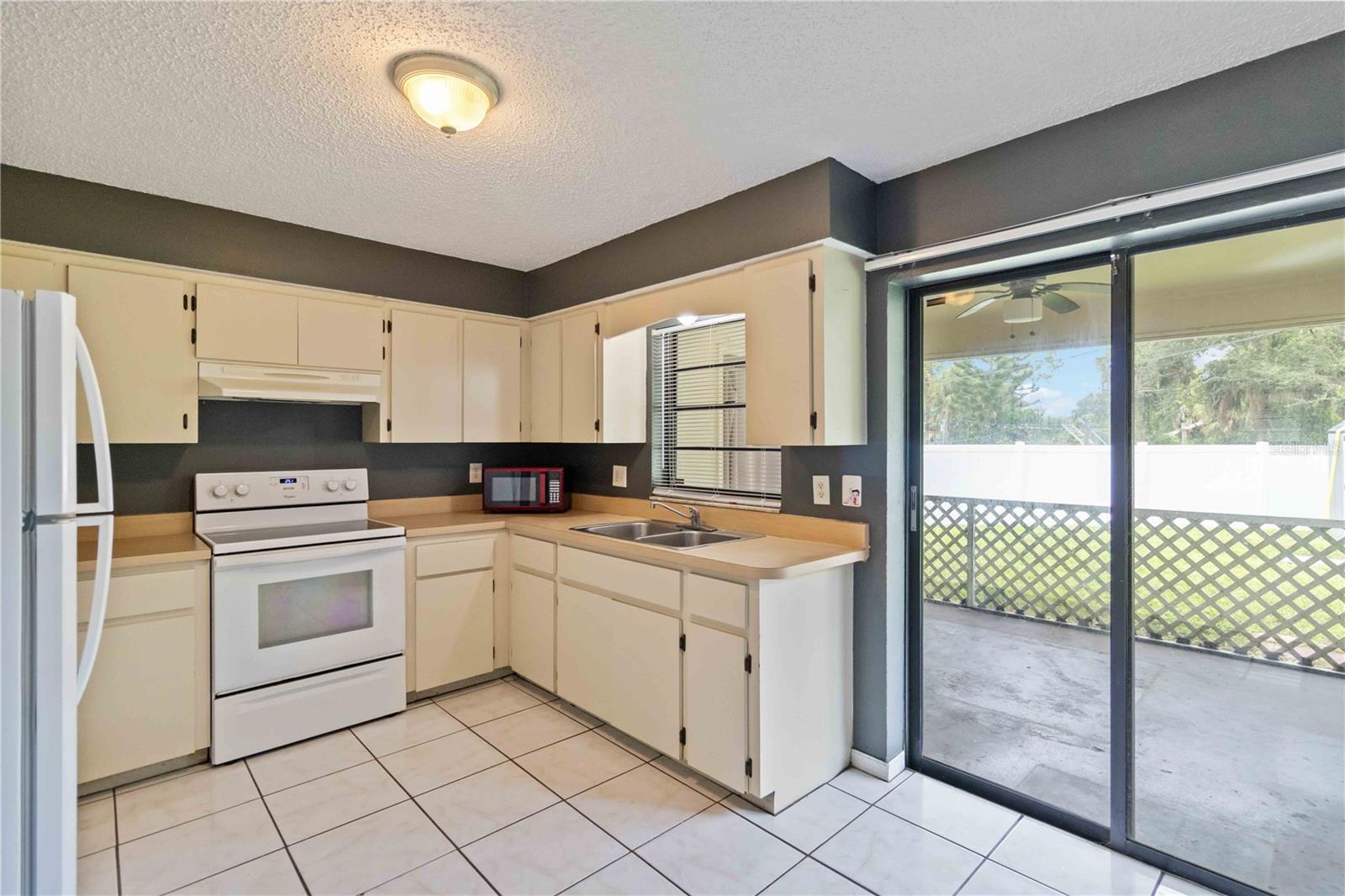 PORT CHARLOTTE SEC 032 - Residential Lease