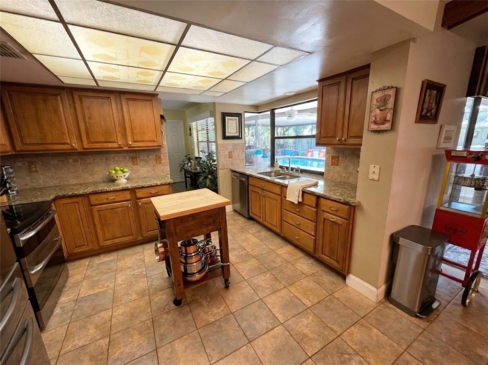 HARBOR OAKS ESTATES UNIT II - Residential