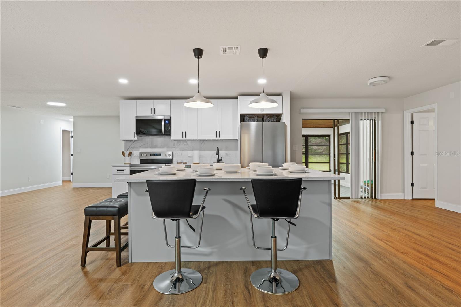 MAJESTIC OAKS - Residential Lease