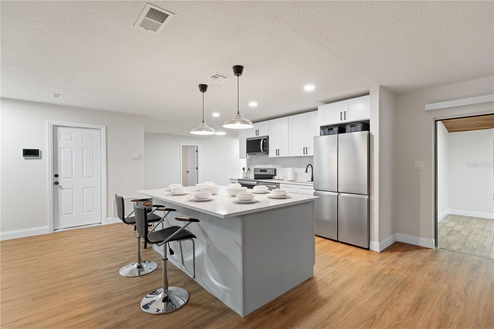MAJESTIC OAKS - Residential Lease