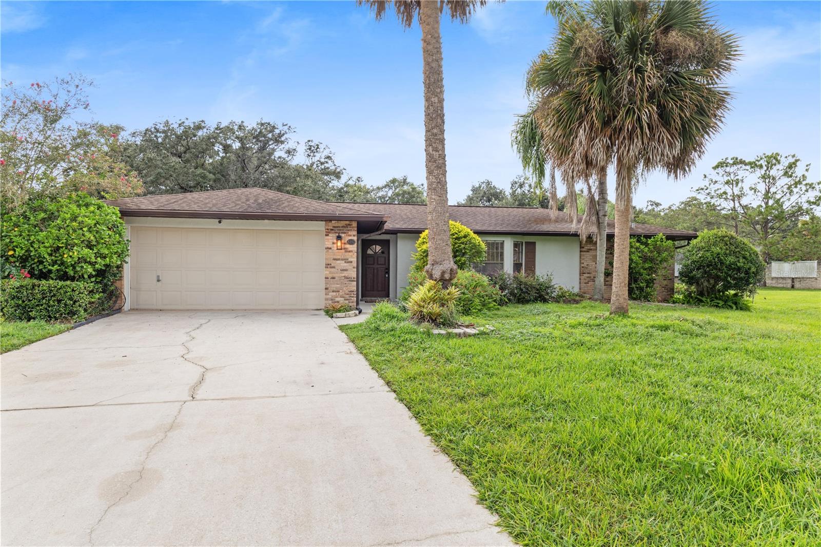 MAJESTIC OAKS - Residential Lease