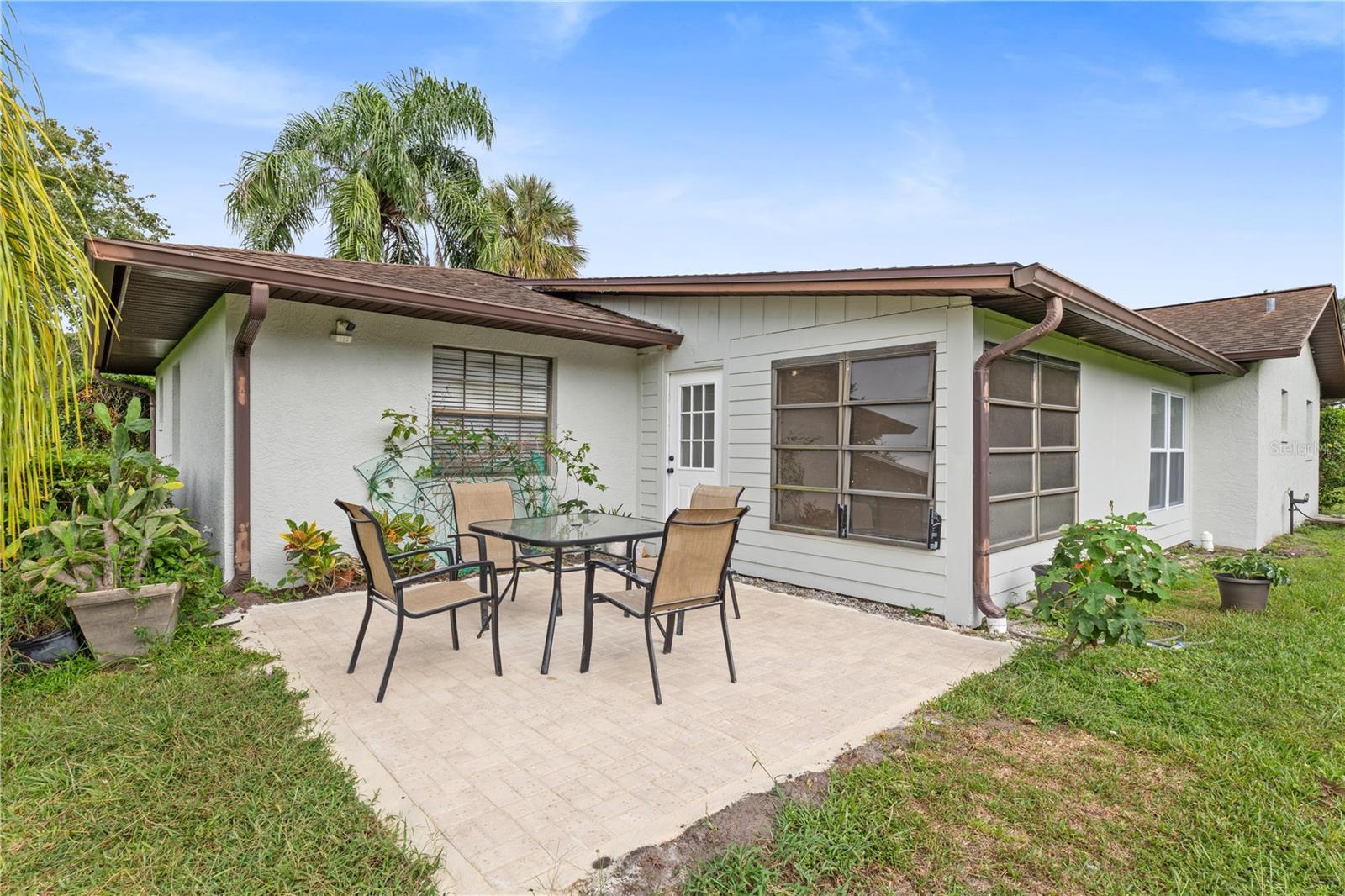 MAJESTIC OAKS - Residential Lease