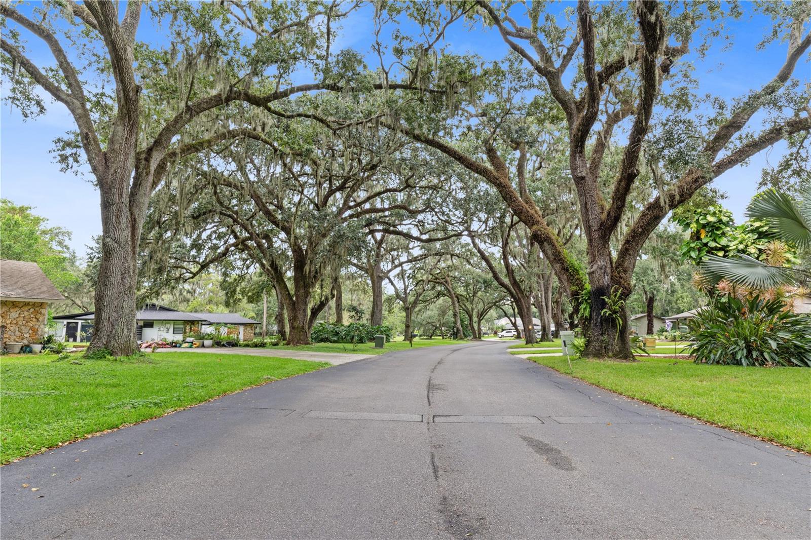 MAJESTIC OAKS - Residential Lease