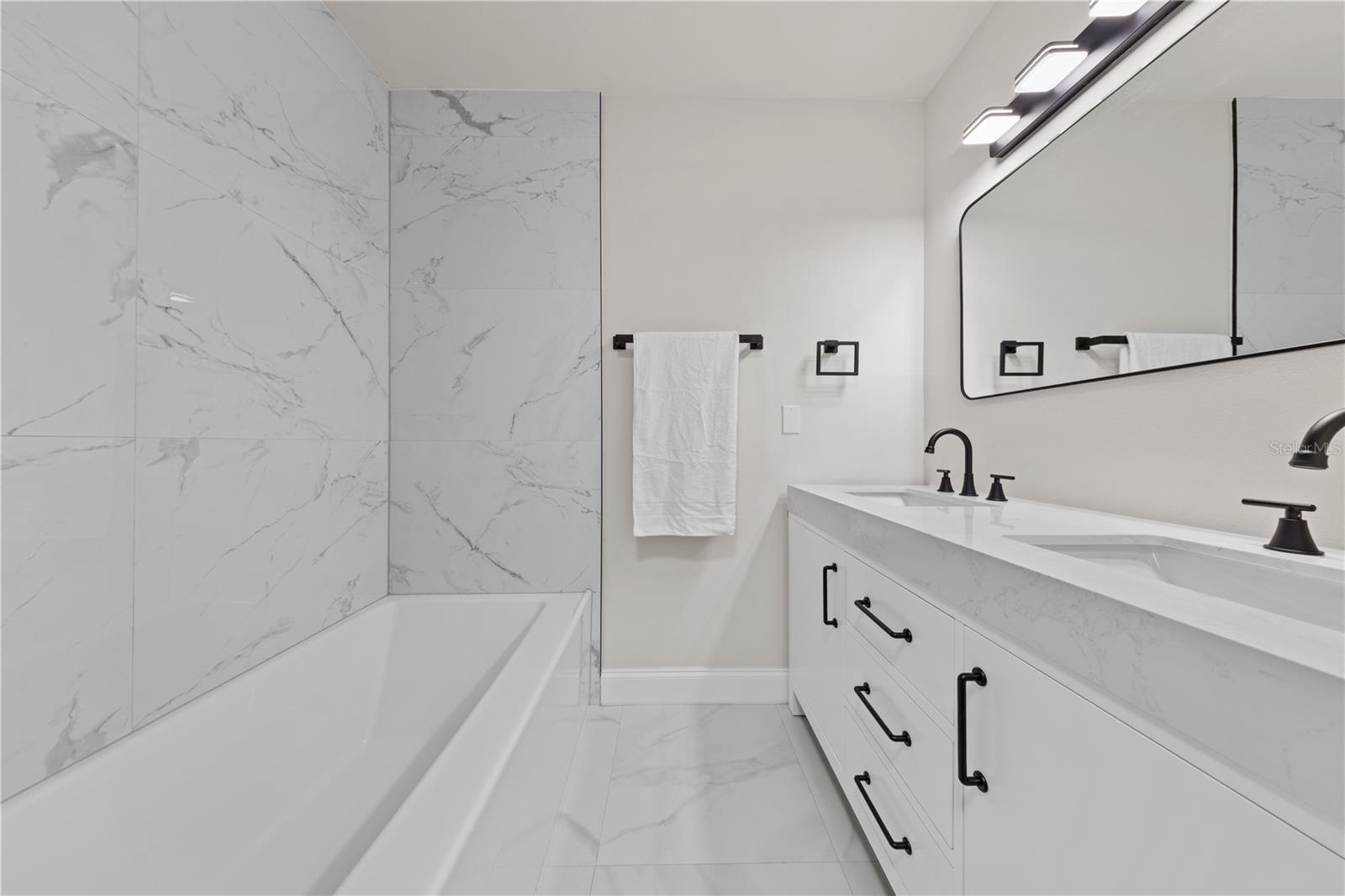 MAJESTIC OAKS - Residential Lease