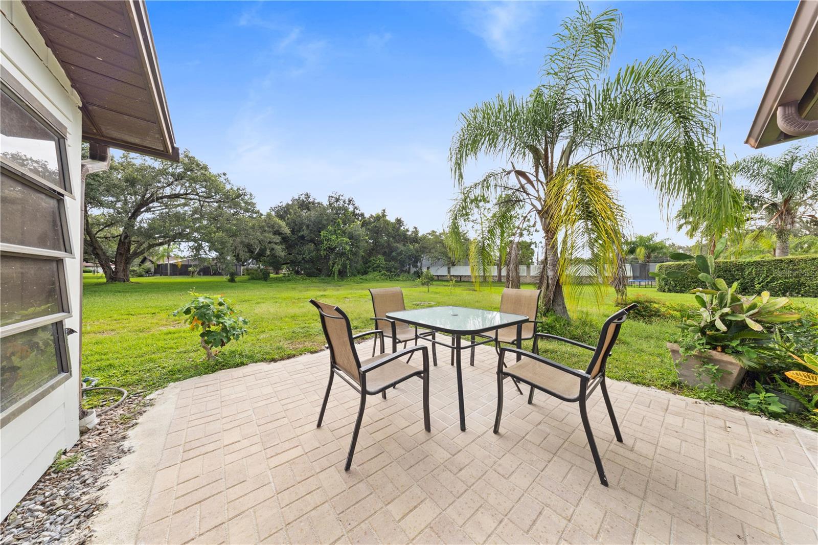MAJESTIC OAKS - Residential Lease