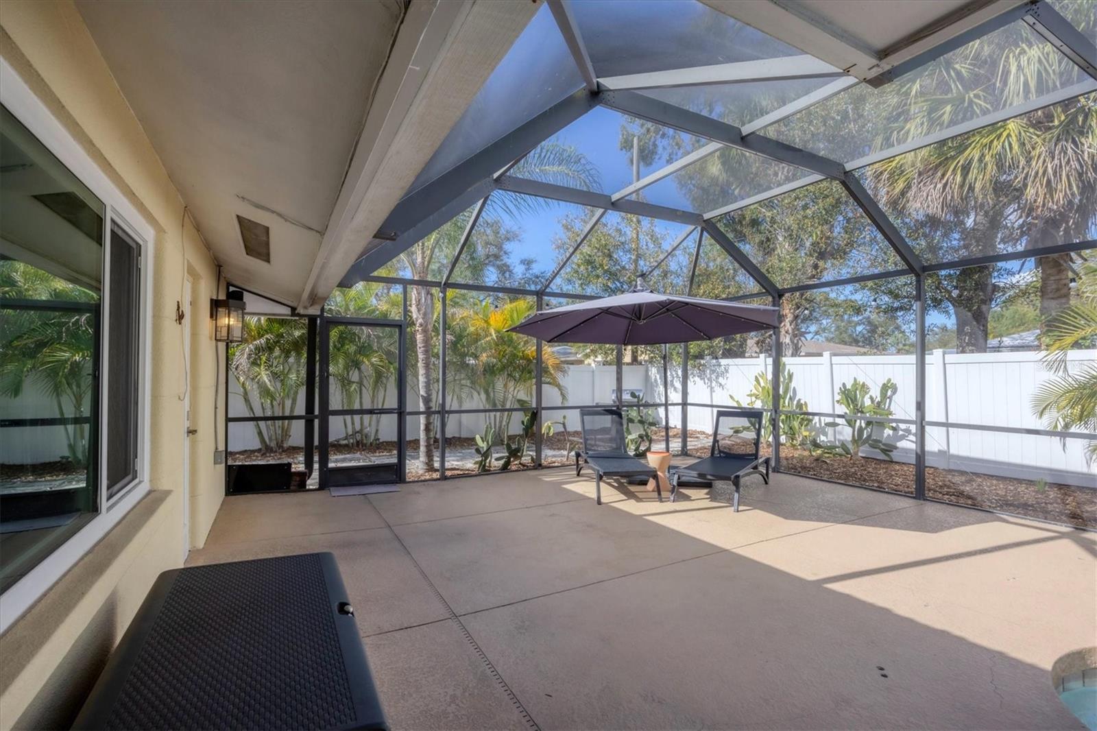 SOUTH GATE - Residential