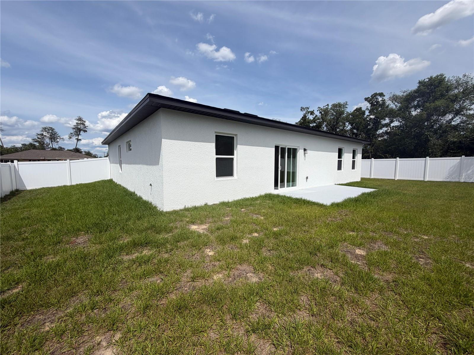 MARION OAKS 03 - Residential Lease
