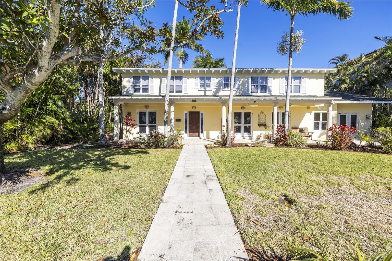 323 COFFEE POT DRIVE NE