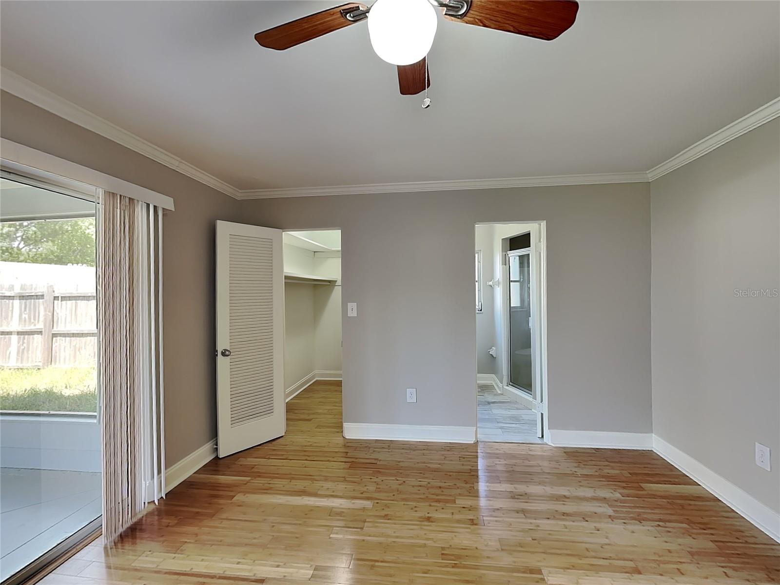 SOUTH GATE RIDGE 05 - Residential Lease