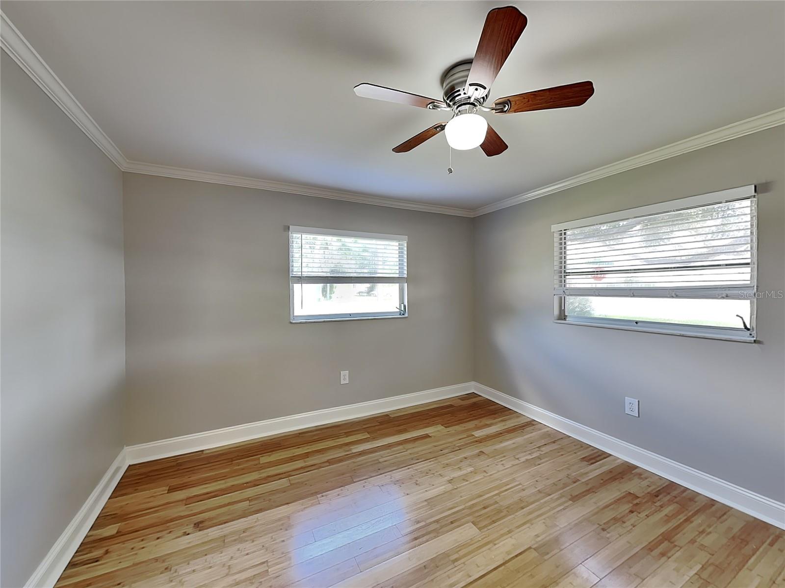 SOUTH GATE RIDGE 05 - Residential Lease