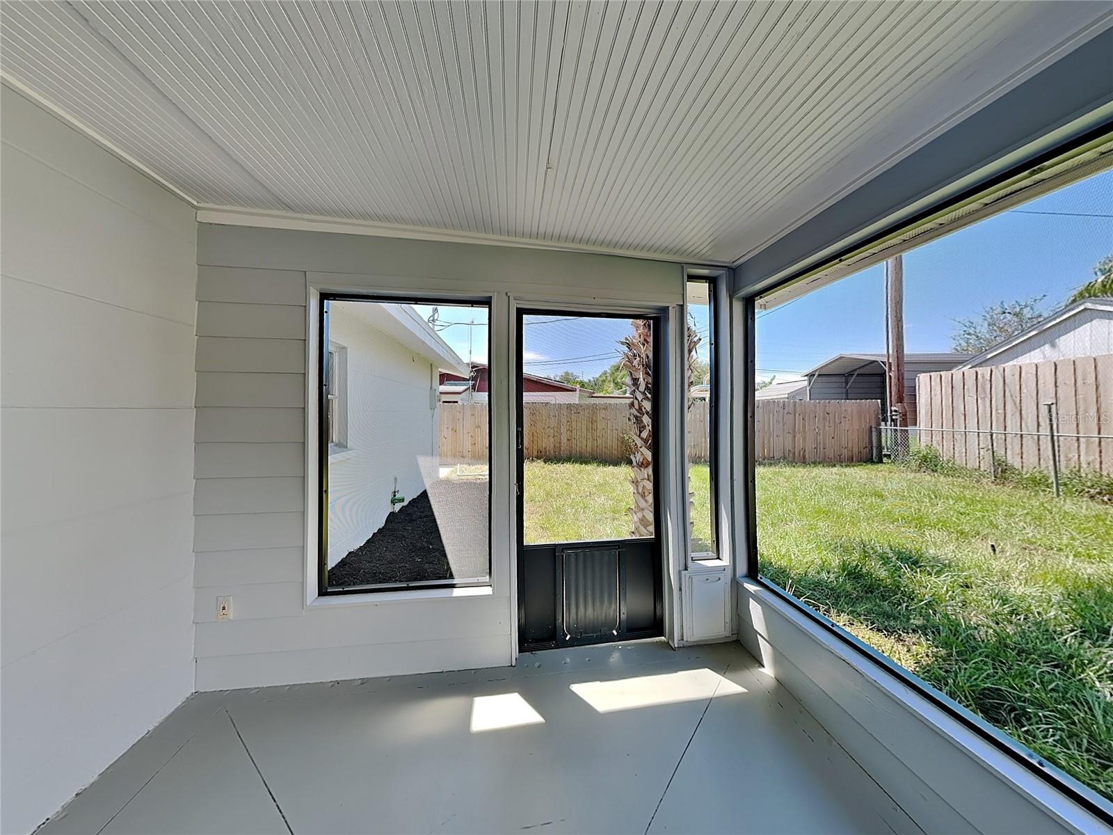 SOUTH GATE RIDGE 05 - Residential Lease