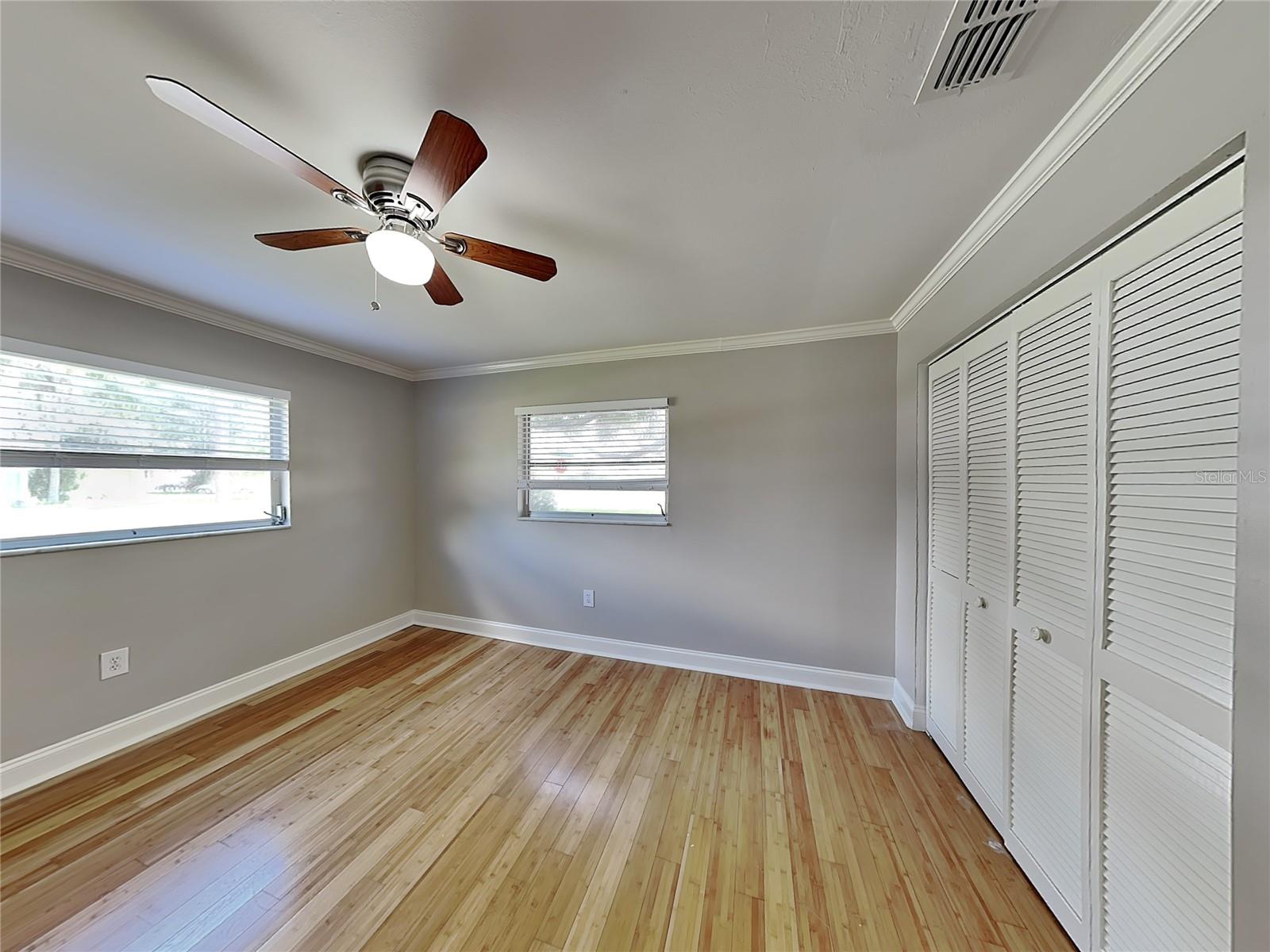 SOUTH GATE RIDGE 05 - Residential Lease