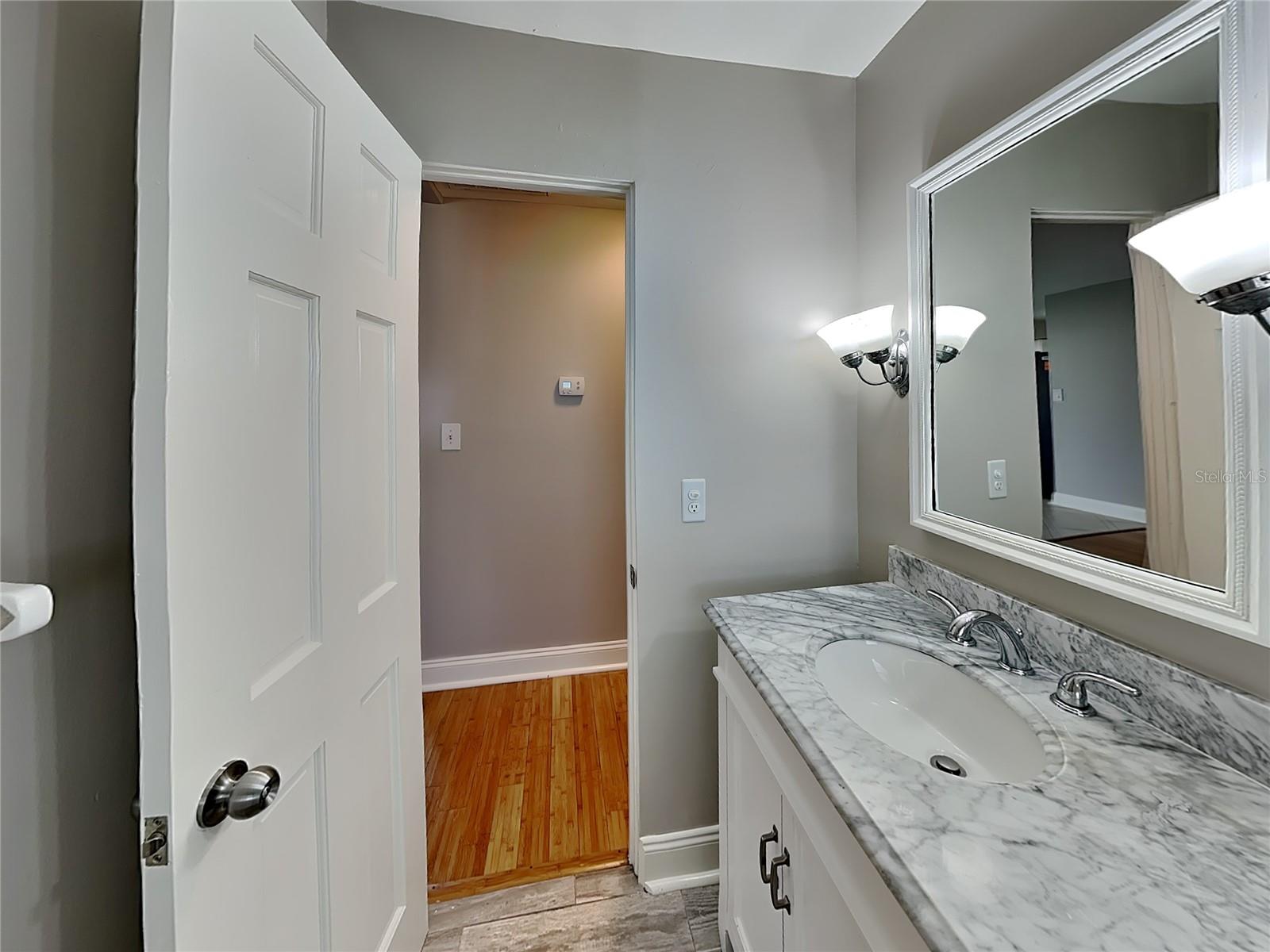 SOUTH GATE RIDGE 05 - Residential Lease