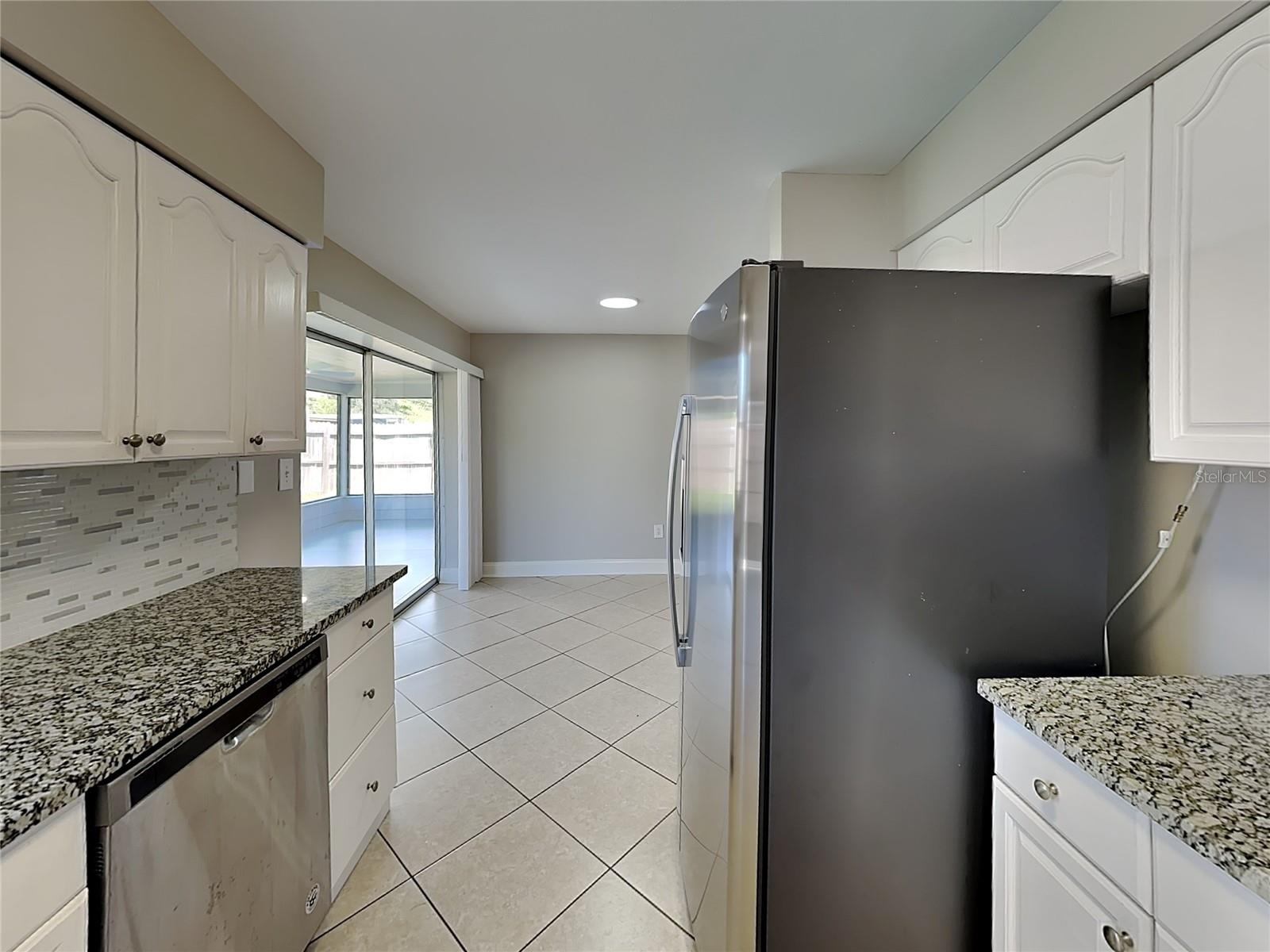 SOUTH GATE RIDGE 05 - Residential Lease