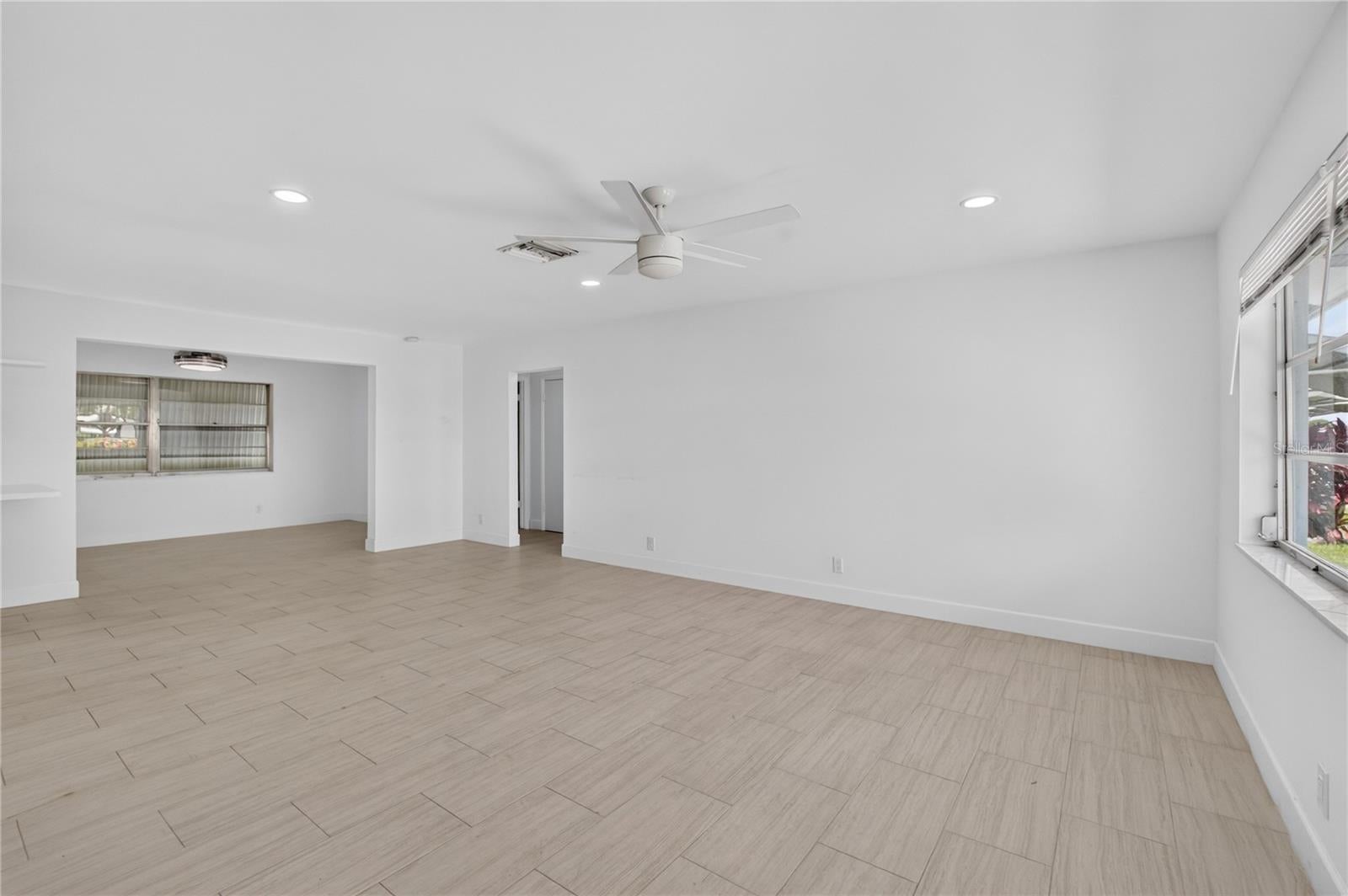 719 SW 18TH STREET