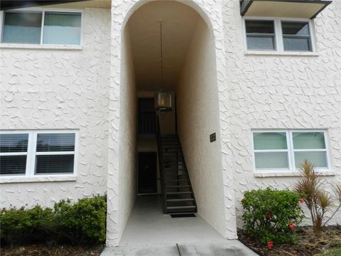 214 ELMWOOD CIRCLE 214 SEMINOLE FL 33777