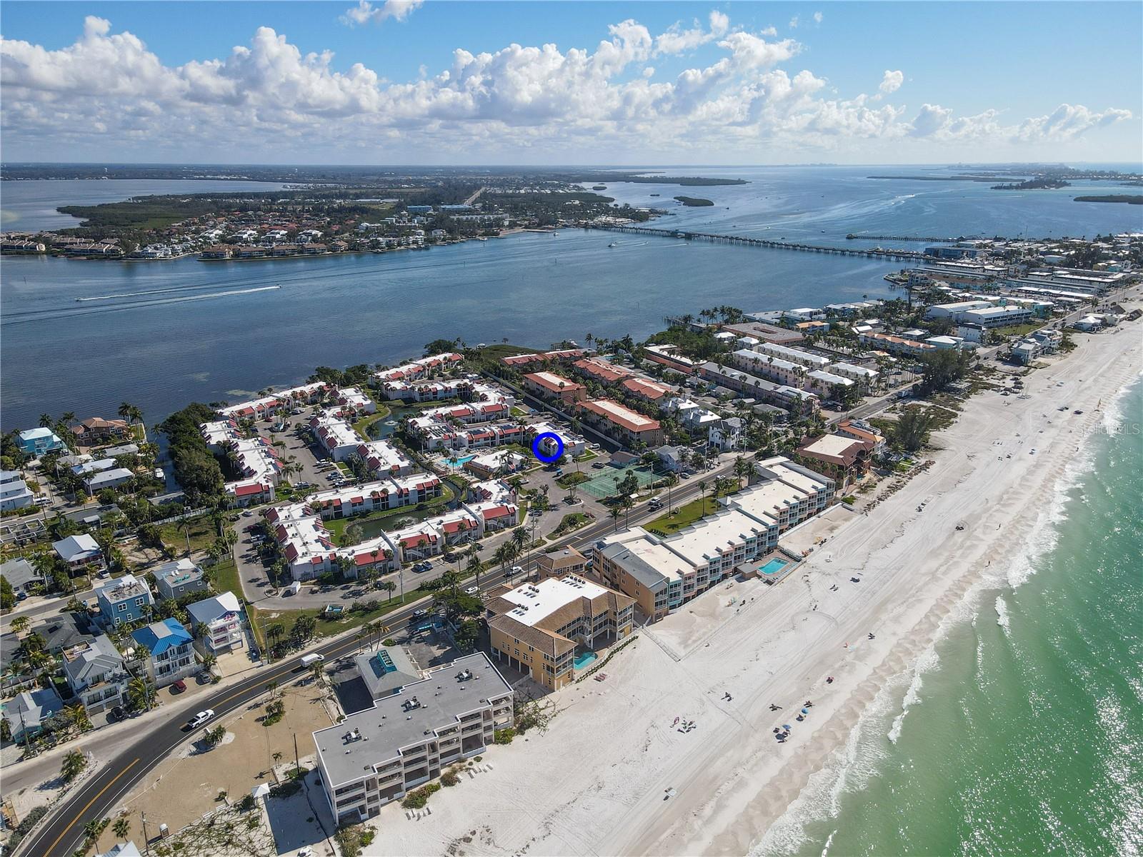 RUNAWAY BAY - Residential