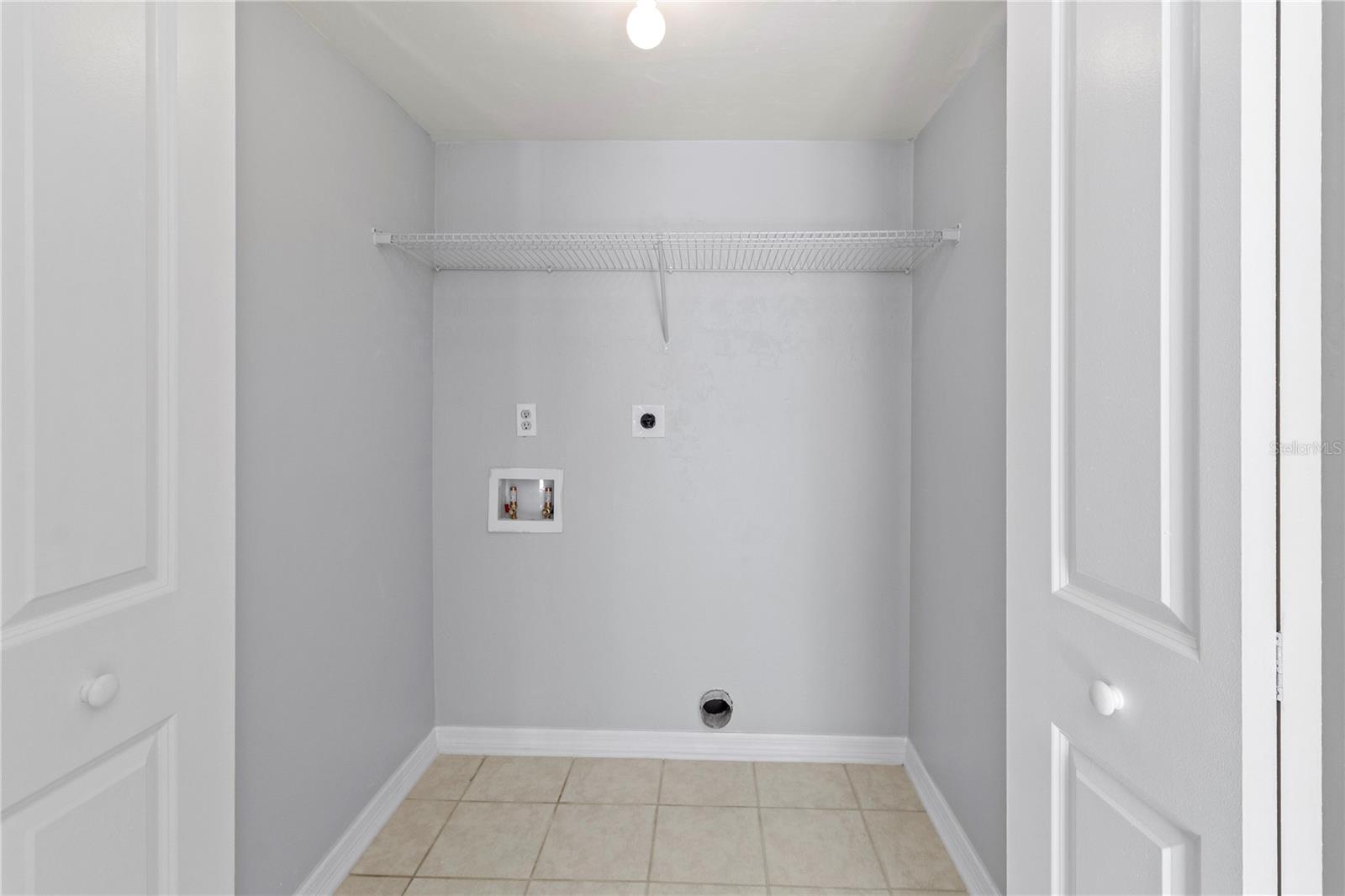 RUNAWAY BAY - Residential