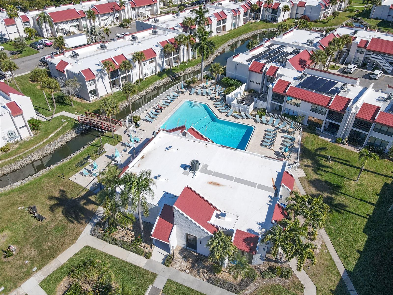 RUNAWAY BAY - Residential