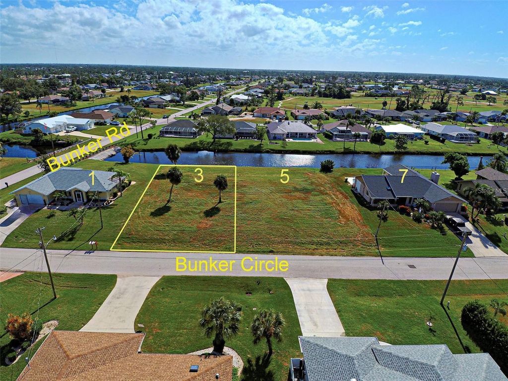 Photo of 3 Bunker Circle, Rotonda West, FL 33947 (MLS # N6141449)