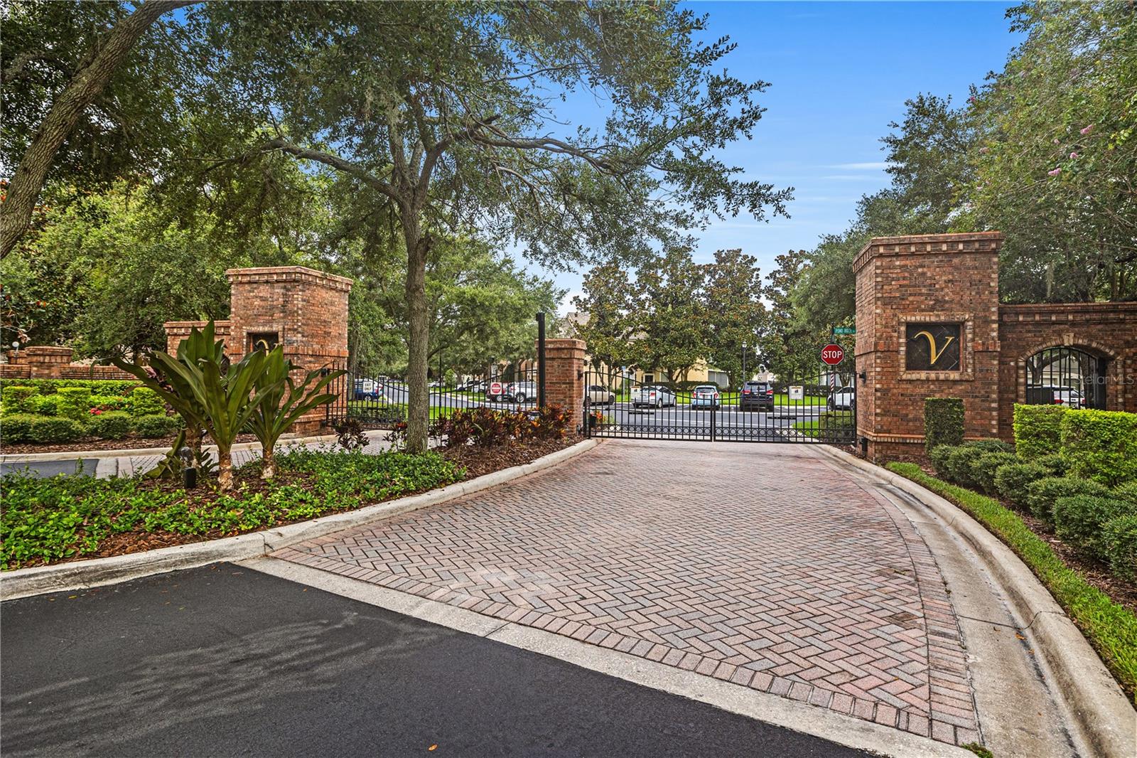 4959 POND RIDGE DRIVE