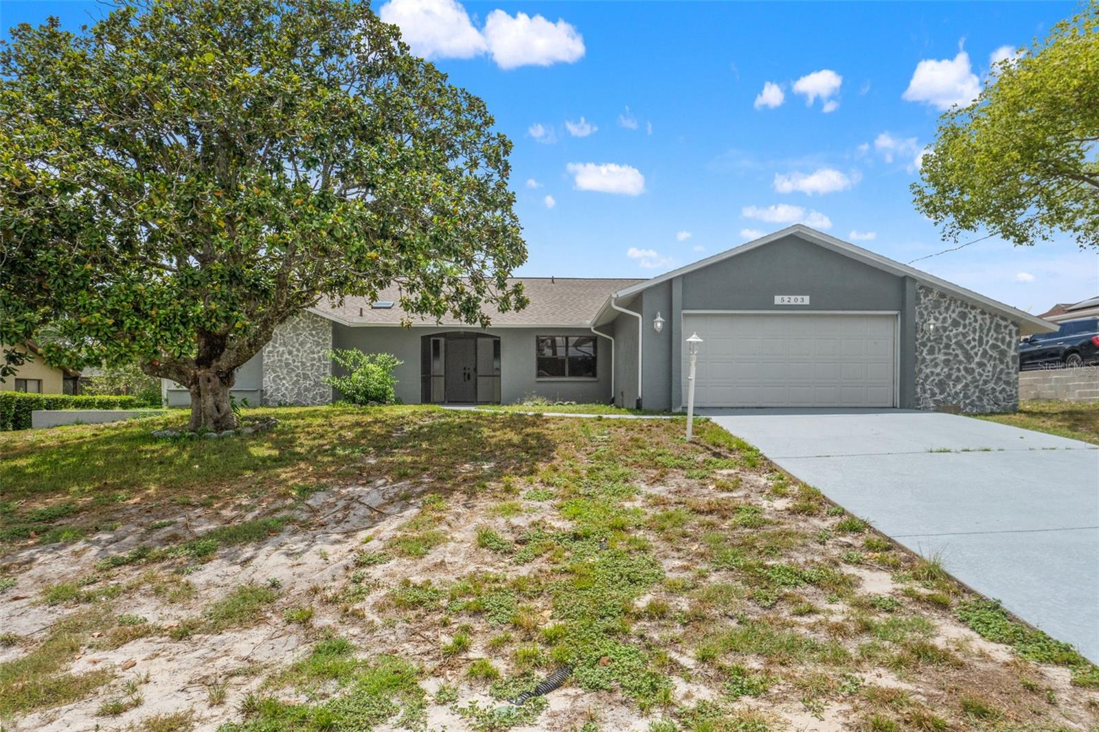 5203 LYDIA COURT