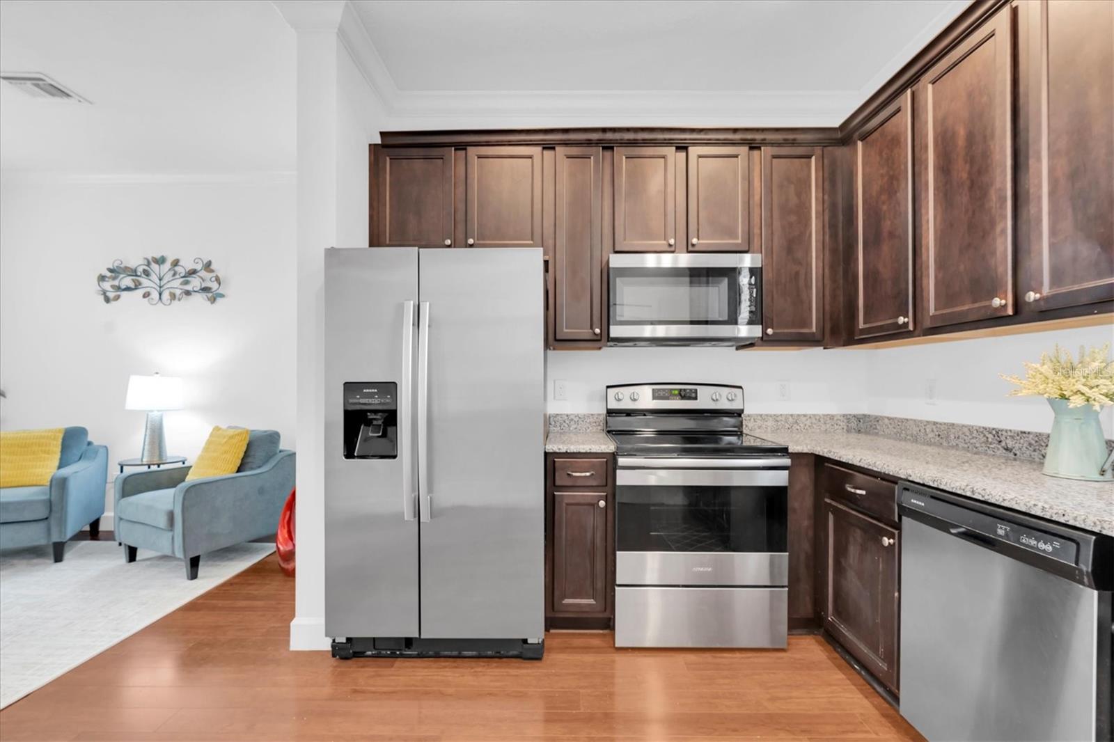 HAYES PARK VILLAGE - Residential