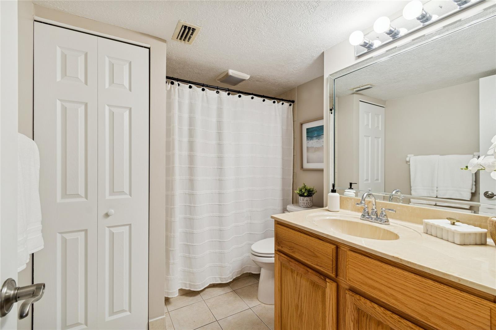 GULF ISLAND BEACH AND TENNIS - Residential