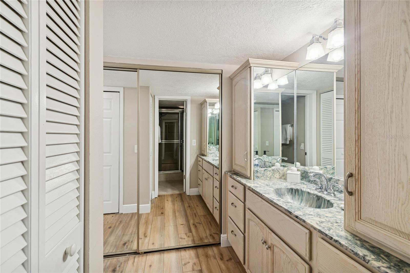 GULF ISLAND BEACH AND TENNIS - Residential