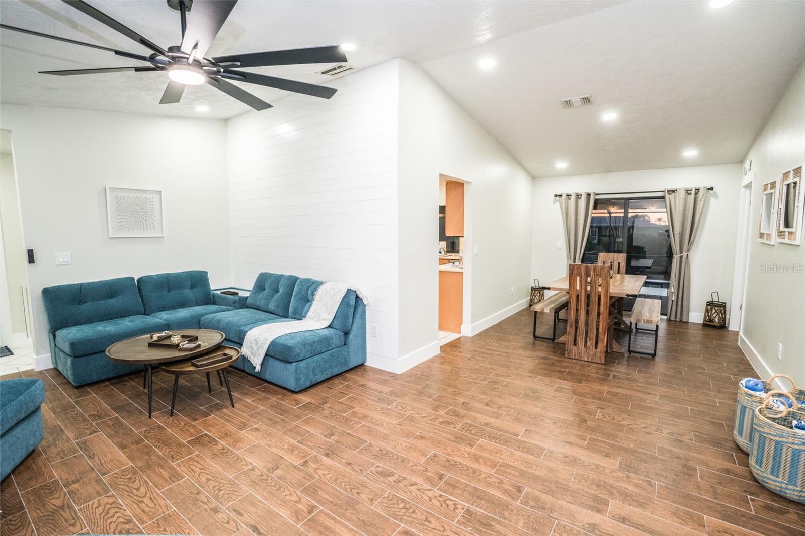 SABAL KEY UNIT 2 - Residential