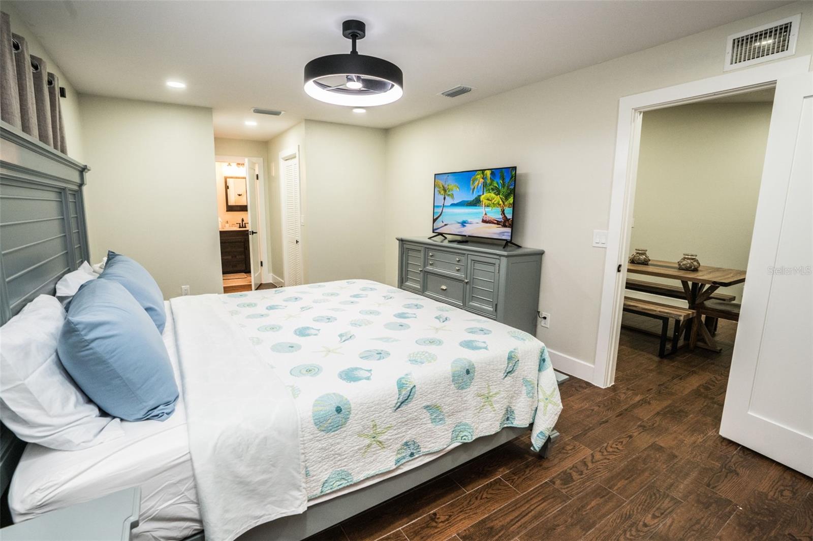 SABAL KEY UNIT 2 - Residential