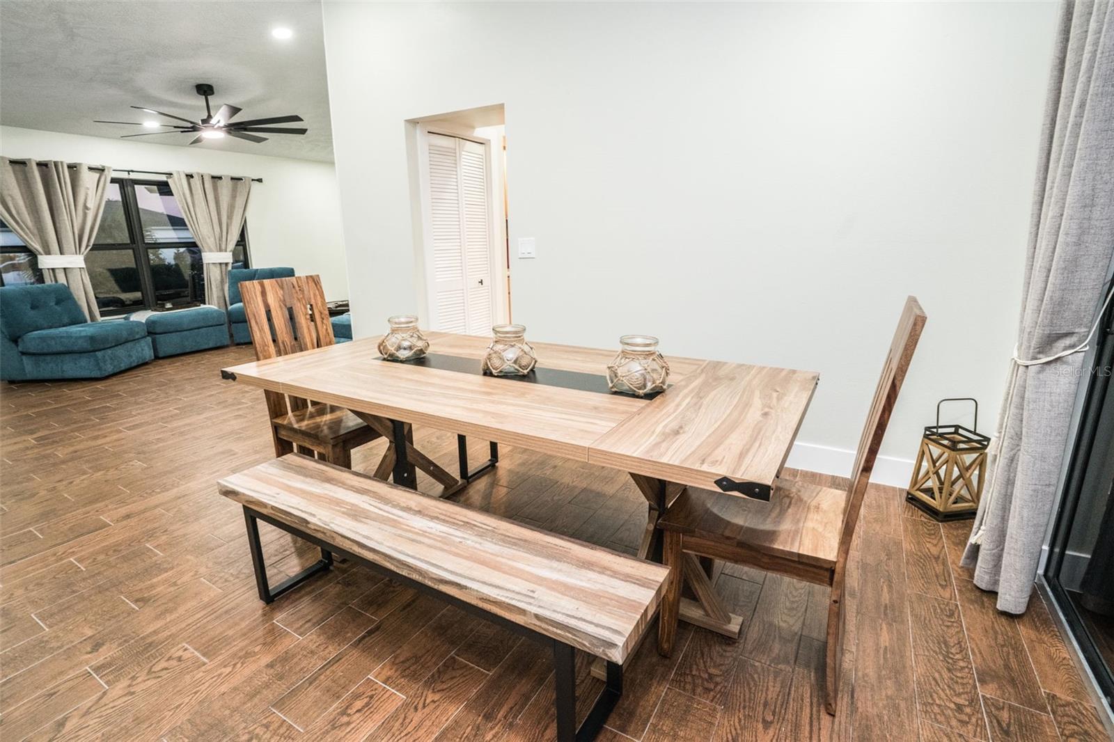 SABAL KEY UNIT 2 - Residential