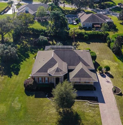 A home in LADY LAKE