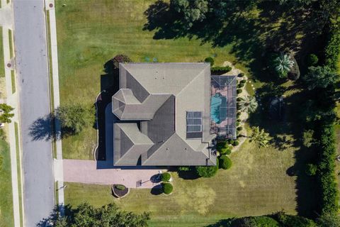 A home in LADY LAKE