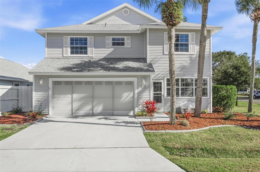 Photo of 35 Bedford Drive, Palm Coast, FL 32137 (MLS # FC315661)