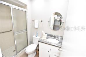 VILLAGE OAKS SEC B - Residential Lease