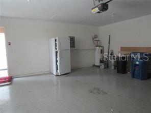 VILLAGE OAKS SEC B - Residential Lease