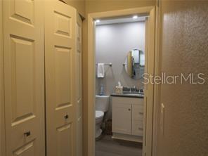 VILLAGE OAKS SEC B - Residential Lease