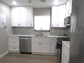 VILLAGE OAKS SEC B - Residential Lease