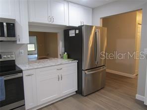 VILLAGE OAKS SEC B - Residential Lease