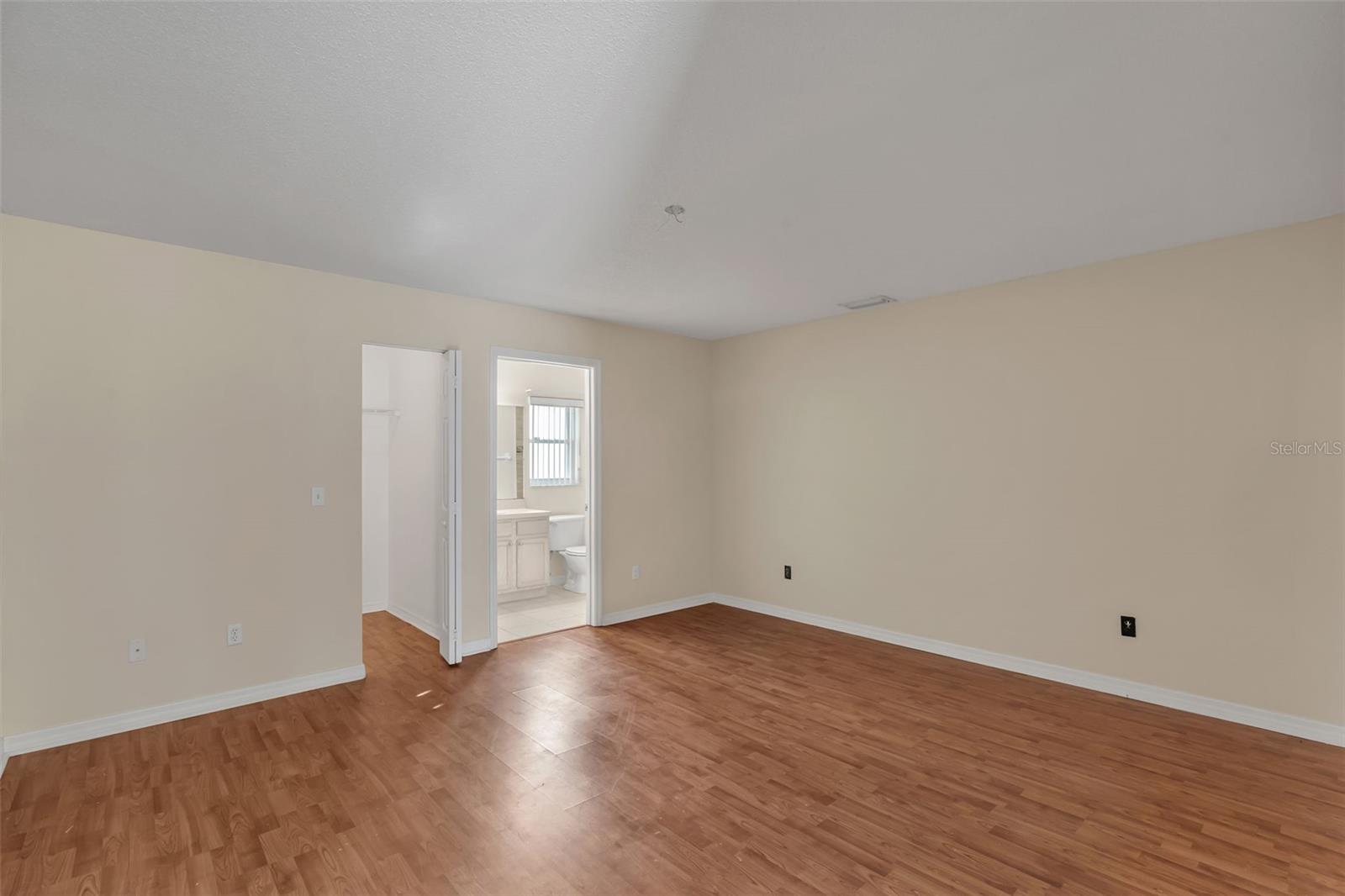 PINE GROVE - Residential