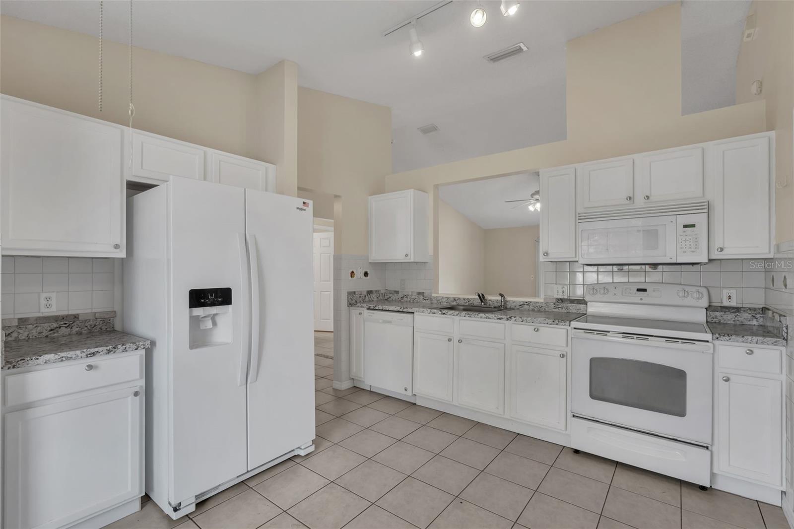 PINE GROVE - Residential