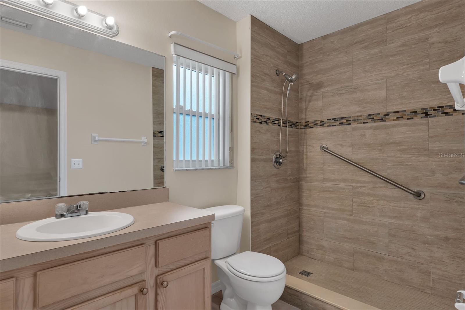 PINE GROVE - Residential